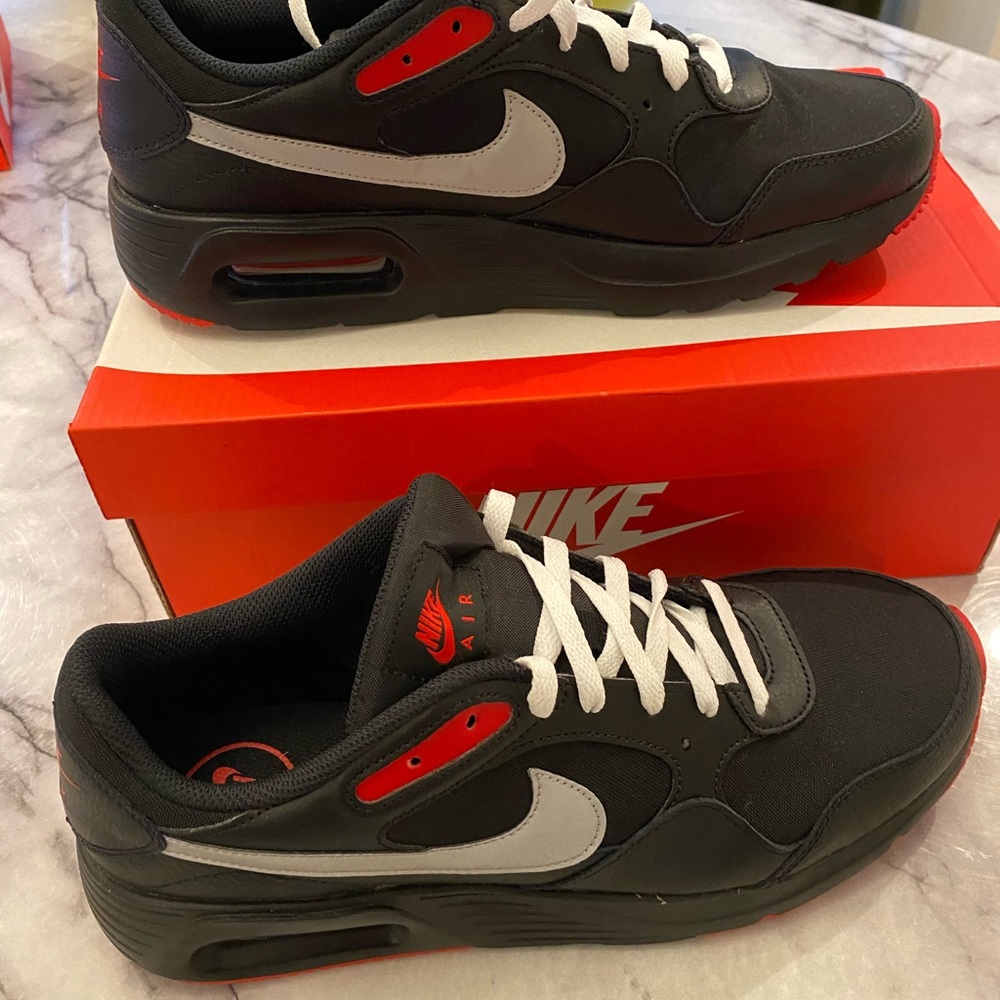 Nike Air Max SC Size 10 Black University Red. SOLD OUT IN STORES Bundle&Save OBO
